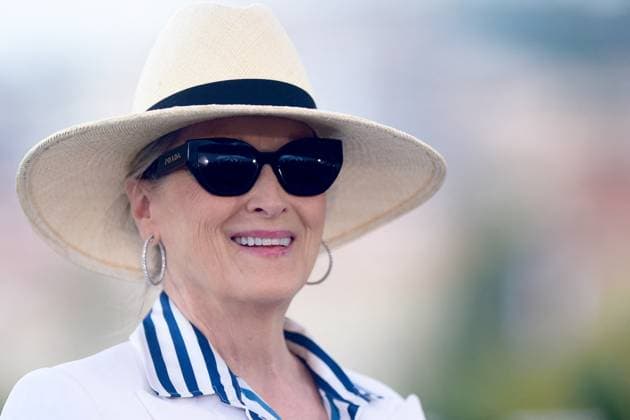 Cannes - Meryl Streep Photocall Meryl Streep attends a photocall as she receives an honorary Palme d Or at the 77th annual Cannes Film Festival at Palais des Festivals on May 14, 2024 in Cannes, France . Photo by Franck Castel ABACAPRESS.COM Cannes France  Copyright: xCastelxFranck ABACAx