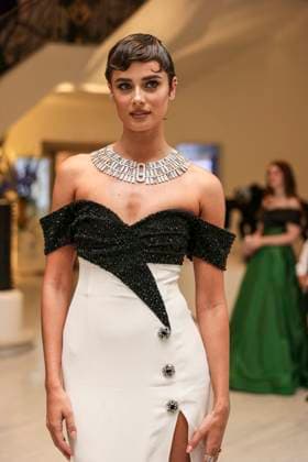 Cannes - Taylor Hill At The Martinez Taylor Hill is spotted at Martinez Hotel before opening ceremony during 77th Cannes Film Festival. France, Cannes on may 14th, 2024. Photo by Marco Piovanotto ABACAPRESS.COM Cannes France  Copyright: xPiovanottoxMarco ABACAx
