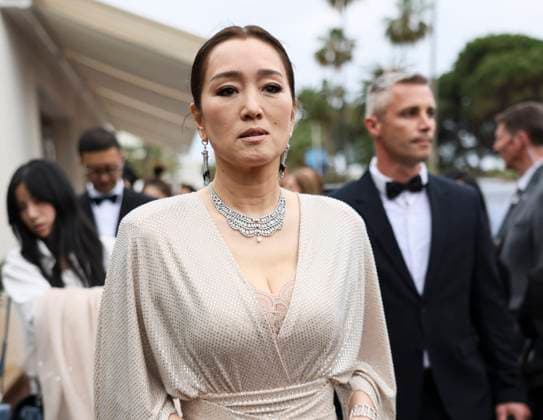 Cannes - Gong Li At The Martinez Gong Li is spotted at Martinez Hotel during 77th Cannes Film Festival. France, Cannes on may 14th, 2024. Photo by Marco Piovanotto ABACAPRESS.COM Cannes France  Copyright: xPiovanottoxMarco ABACAx