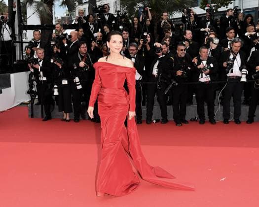 Cannes, 77th Cannes Film Festival 2024, Red carpet Opening Ceremony and film Le Deuxieme Acte In the photo: Juliette Binoche  Copyright: xAlbertoxTerenghix xipa-agency.nex xPoolxPhotoxEventsx03x IPA_Agency_IPA46059874