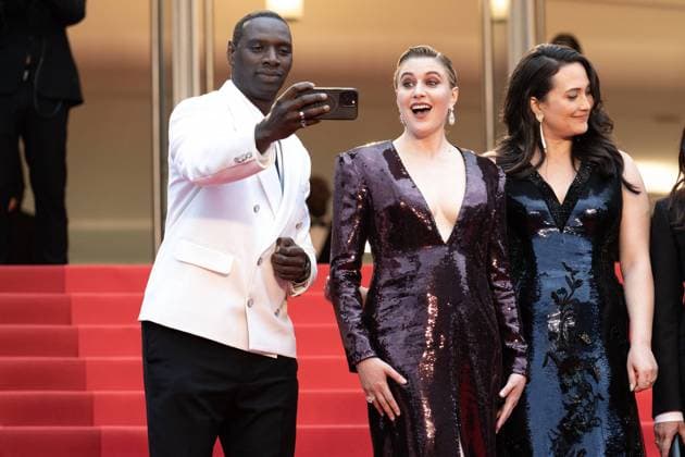Annual Cannes Film Festival - Red Carpet - Cannes President of the Jury, Greta Gerwig and jury member Omar Sy attend Le DeuxieÌÄme Acte (The Second Act) Screening and opening ceremony at the 77th annual Cannes Film Festival at Palais des Festivals, on May 14, 2024 in Cannes, France. Photo by David NIVIERE ABACAPRESS.COM CANNES France  Copyright: xNivierexDavid ABACAPRESS.COMx