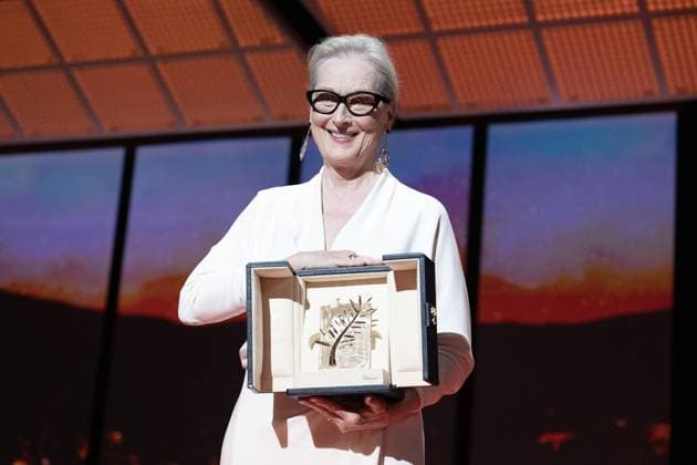 Annual Cannes Film Festival - Opening Ceremony - Cannes Meryl Streep receives the Honorary Palme D?Or Award on stage during the opening ceremony at the 77th annual Cannes Film Festival at Palais des Festivals on May 14, 2024 in Cannes, France. Photo by David NIVIERE ABACAPRESS.COM CANNES France  Copyright: xNivierexDavid ABACAPRESS.COMx
