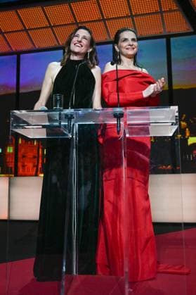 77eme Festival International du Film de Cannes Ceremonie douverture Opening ceremony of the 77th International Cannes Film Festival 304897 2024 05 14 Cannes France Binoche, Juliette Cottin, Camille  Copyright: xSergexArnalx xStarfacex STAR_304897_017