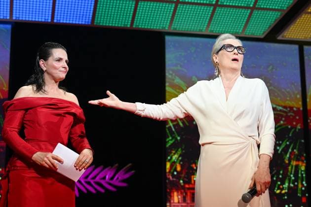 77eme Festival International du Film de Cannes Ceremonie douverture Opening ceremony of the 77th International Cannes Film Festival 304897 2024 05 14 Cannes France Binoche, Juliette Streep, Meryl  Copyright: xSergexArnalx xStarfacex STAR_304897_068