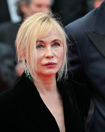 Cannes, 77th Cannes Film Festival 2024, Opening ceremony and Red carpet of the film Le deuxieme acte Cannes, 77th Cannes Film Festival 2024, Red Carpet Opening Ceremony and the film Le Deuxieme Acte In the photo: Emmanuelle Beart Cannes France  Copyright: xIPA ABACAx