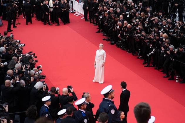 Cannes Le Deuxieme Acte Premiere Meryl Streep attending the Le DeuxieÌÄme Acte (The Second Act) Screening and opening ceremony red carpetas part of the 77th annual Cannes Film Festival at Palais des Festivals in Cannes, France on May 14, 2024. Photo by Aurore Marechal ABACAPRESS.COM Cannes France  Copyright: xMarechalxAurore ABACAx