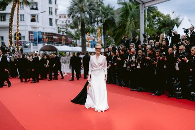 77eme Festival International du Film de Cannes Marches douverture Film Le second acte 77th International Cannes film Festival Opening Red Carpet 304900 2024 05 14 Alpes Maritimes Cannes France Streep, Meryl  Copyright: xTerencexBaelenx STAR_304900_133