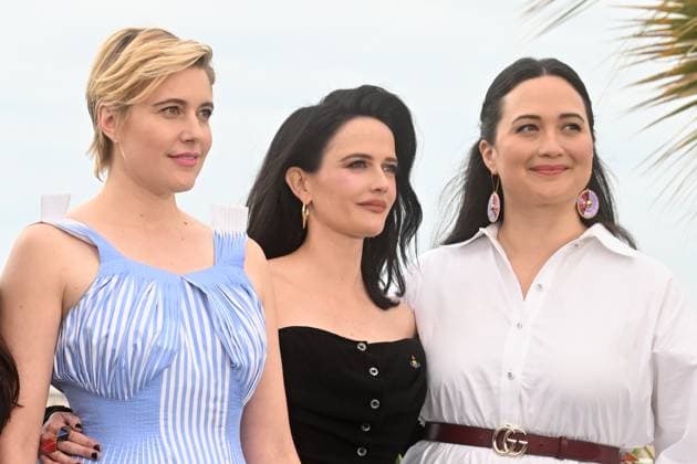 Greta Gerwig, Eva Green and Lily Gladstone attend the Jury Photocall during the 77th Cannes Film Festival at Palais des Festivals in Cannes, France. MAY 14th 2024  RHDx24171