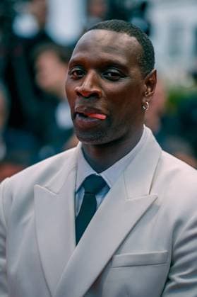 Festival de Cannes Premiere Le Deuxieme Acte Omar Sy at the opening of the 77 Cannes Film Festival at the Palais de Festival and the premiere Le Deuxieme Acte The Second Act on 14 05 2024 in Cannes Copyright: xEventpressxKochanx