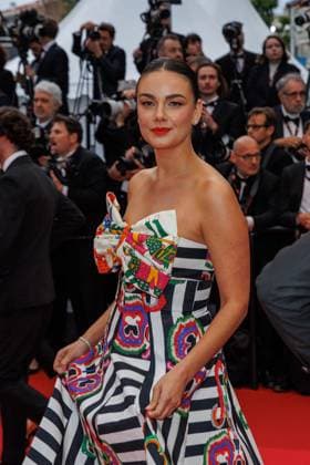 Festival de Cannes Premiere Le Deuxieme Acte Janina Uhse at the opening of the 77 Cannes Film Festival at the Palais de Festival and the premiere Le Deuxieme Acte The Second Act on 14 05 2024 in Cannes Copyright: xEventpressxKochanx