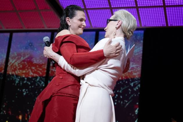 Annual Cannes Film Festival - Opening Ceremony - Cannes Juliette Binoche and Meryl Streep during the opening ceremony at the 77th annual Cannes Film Festival at Palais des Festivals on May 14, 2024 in Cannes, France. Photo by David NIVIERE ABACAPRESS.COM CANNES France  Copyright: xNivierexDavid ABACAPRESS.COMx