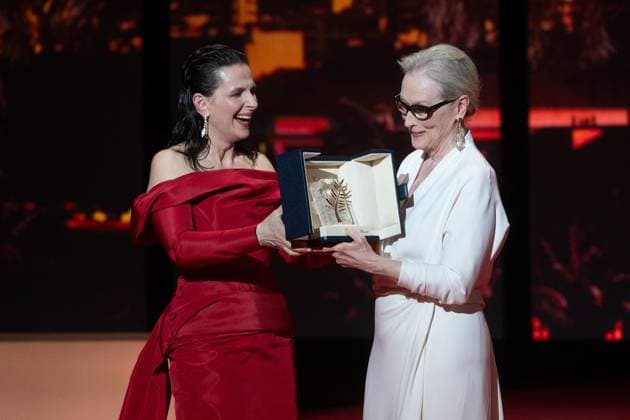 Cannes Opening Ceremony Juliette Binoche and Meryl Streep attending the Opening Ceremony of the 77th Cannes Film Festival at the Palais des Festivals in Cannes, France on May 14, 2024. Photo by Aurore Marechal ABACAPRESS.COM Cannes France  Copyright: xMarechalxAurore ABACAx