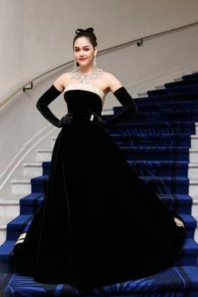 Cannes - Araya Hargate At The Martinez Araya Hargate is spotted at Martinez Hotel before opening ceremony during 77th Cannes Film Festival. Cannes, France, May 14, 2024. Photo by Marco Piovanotto ABACAPRESS.COM Cannes France  Copyright: xPiovanottoxMarco ABACAx