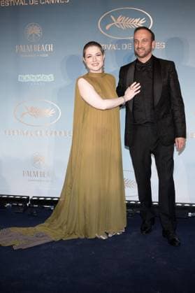 Cannes - Gala Dinner Arrivals Emilie Dequenne and Michel Ferracci attend the Opening Ceremony Official Gala Dinner Arrivals during the 77th annual Cannes Film Festival at the Casino Le Palm Beach, on May 14, 2024 in Cannes, France. Photo by David NIVIERE ABACAPRESS.COM CANNES France  Copyright: xNivierexDavid ABACAPRESS.COMx