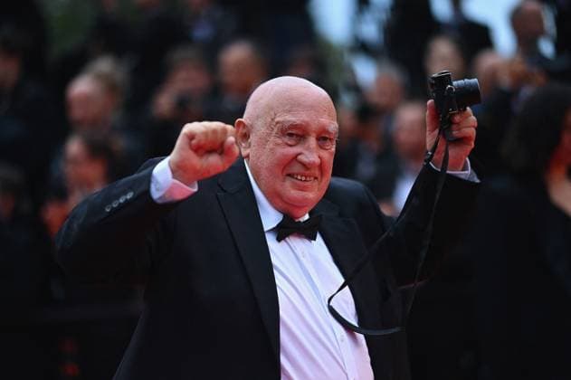 Cannes - Opening Ceremony Arrivals Raymond Depardon attends Le Deuxieme Acte The Second Act Screening opening ceremony red carpet at the 77th annual Cannes Film Festival at Palais des Festivals on May 14, 2024 in Cannes, France. Photo by Franck Castel ABACAPRESS.COM Cannes France  Copyright: xCastelxFranck ABACAx