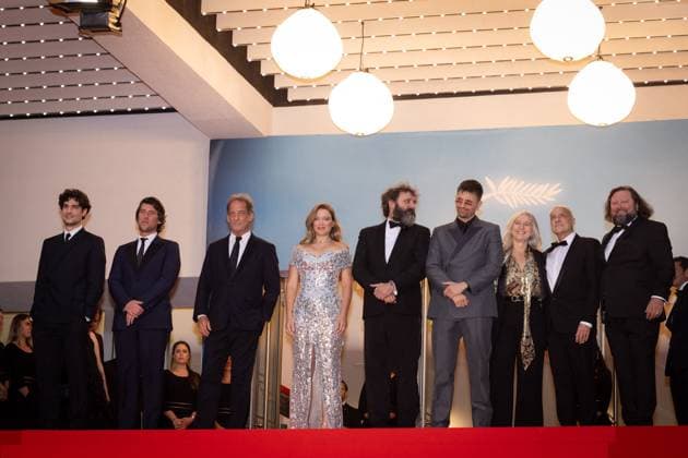 Cannes - Opening Ceremony Arrivals Louis Garrel, Producer Hugo Selignac, Vincent Lindon, LÃ a Seydoux, Director Quentin Dupieux and RaphaÃ«l Quenard attend the Opening Ceremony Official Gala Dinner Arrivals during the 77th annual Cannes Film Festival at the Casino Le Palm Beach on May 14, 2024 in Cannes, France. Photo by Shootpix ABACAPRESS.COM Cannes France  Copyright: xShootpix ABACAx