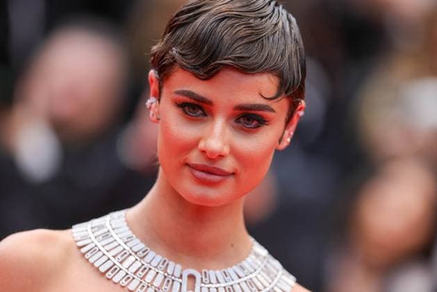 Cannes - Opening Ceremony Arrivals Taylor Hill attends Le Deuxieme Acte ( The Second Act ) Screening & opening ceremony red carpet at the 77th annual Cannes Film Festival at Palais des Festivals on May 14, 2024 in Cannes, France. Photo by Shootpix ABACAPRESS.COM Cannes France  Copyright: xShootpix ABACAx