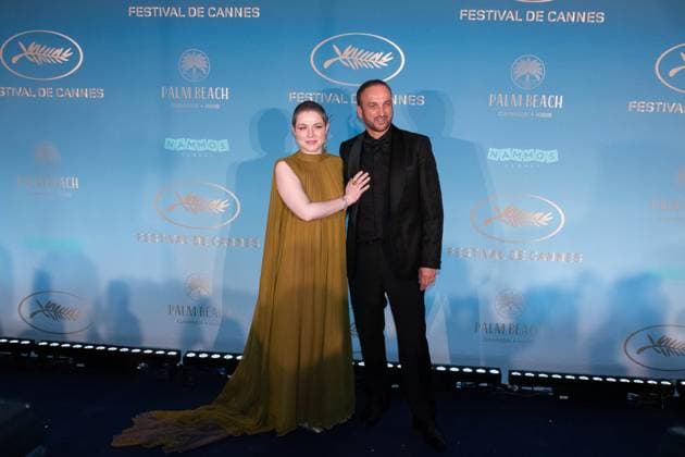 Photocall au diner officiel douverture du 77e Festival de Cannes 77th International Cannes Film Festival Photocall at official Dinner 304917 2024 05 14 Dequenne, Emilie Ferracci, Michel  Copyright: xAnthonyxCarrelx xStarfacex STAR_304917_072