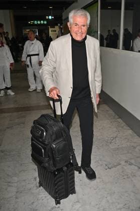 Cannes 2024 Celebs At Nice Airport Claude Lelouch arriving at Nice airport ahead of the 77th Cannes Film Festival in Nice, France on May 15, 2024. Photo by Julien Reynaud APS-Medias ABACAPRESS.COM Nice France  Copyright: xReynaudxJulien APS-Medias ABACAx