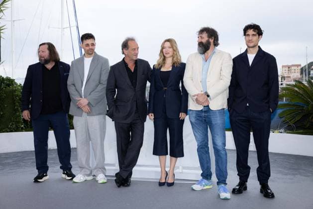 Internationale Filmfestspiele von Cannes, La deuxieme acte Photocall Cannes - Le Deuxieme Acte (The Second Act) Photocall Louis Garrel, LÃ a Seydoux, Vincent Lindon, RaphaÃ«l Quenard and Manuel Guillot attend the Le Deuxieme Act (The Second Act) Photocall at the 77th annual Cannes Film Festival at Palais des Festivals on May 15, 2024 in Cannes, France. Photo by Shootpix ABACAPRESS.COM Cannes France  Copyright: xShootpix ABACAx