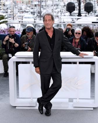 Internationale Filmfestspiele von Cannes, La deuxieme acte Photocall Cannes, 77th Cannes Film Festival 2024 Photocall film Le Deuxieme Act (The Second Act) In the photo: Vincent Lyndon  Copyright: xAlbertoxTerenghix xipa-agency.nex xPoolxPhotoxEventsx03x IPA_Agency_IPA46091710