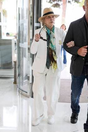 Cannes - Faye Dunaway At The Martinez Faye Dunaway is spotted at JW Marriott Hotel during 77th Cannes Film Festival in Cannes, France on May 15, 2024. Photo by Marco Piovanotto ABACAPRESS.COM Cannes France  Copyright: xPiovanottoxMarco ABACAx