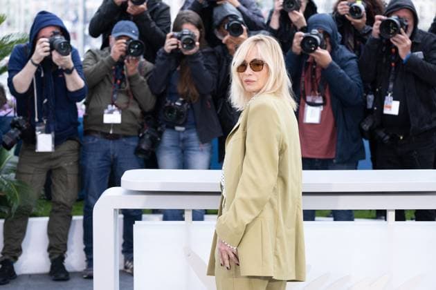 Annual Cannes Film Festival - Camera d Or Photocall - Cannes DN President of the Jury Camera D or, Emmanuelle Beart attends a photocall for the Camera D Or jury during the 77th Cannes Film Festival at the Palais des Festivals on May 15, 2024 in Cannes, France. Photo by David NIVIERE ABACAPRESS.COM CANNES France  Copyright: xNivierexDavid ABACAPRESS.COMx
