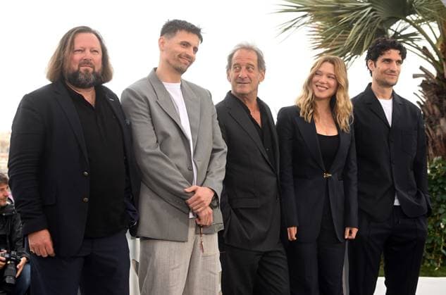 French actors Manuel Guillot, Raphael Quenard, Vincent Lindon, Louis Garrel and actress Lea Seydoux attend the Second Act photo call at the 77th Cannes Film Festival in Cannes, France on Wednesday, May 15, 2024.  CAN20240515110 RUNExHELLESTAD