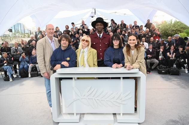 77e festival International de Cannes Photocall Jury Camera dOr 77th International Cannes Film Festival photocall Jury Camera dOr 304952 2024 05 15 Cannes France  Copyright: xSergexArnalx xStarfacex STAR_304952_026