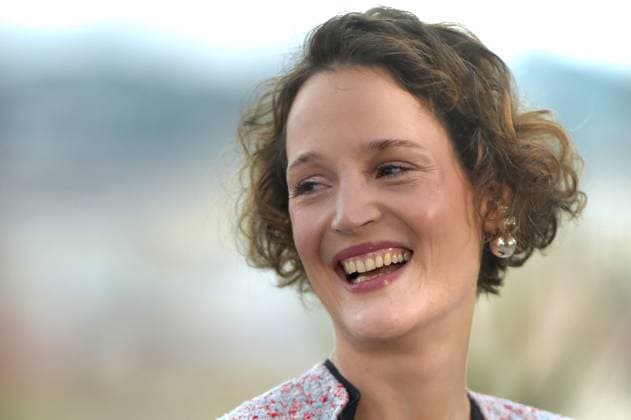 Cannes - Jury Un Certain Regard Photocall Member of the Jury Un Certain Regard Vicky Krieps, photocall during 77th annual Cannes Film Festival at Palais des Festivals on May 15, 2024 in Cannes, France. Photo by Franck Castel ABACAPRESS.COM Cannes France  Copyright: xCastelxFranck ABACAx