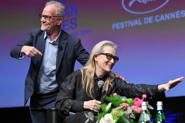 Cannes - Rendez-Vous With Meryl Streep Meryl Streep arrives for a Rendez-Vous With Meryl Streep at the 77th edition of the Cannes Film Festival in Cannes, France, on May 15, 2024. Photo by Cyril Pecquenard ABACAPRESS.COM Cannes France  Copyright: xABACAx