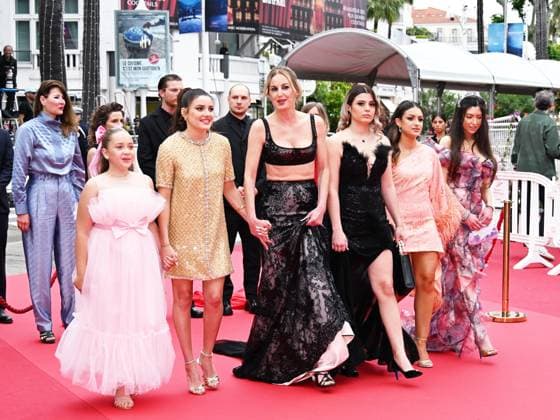 Cannes, 77th Cannes Film Festival 2024, Second red carpet evening of the film Diamant Brut (Wild Diamond) - In the photo: Ashley Romano, Malou Khebizi, Director Agathe Riedinger, Kilia Fernane, LÃ a Gorla and Alexandra Noisier  Copyright: xSimonexComix xipa-agency.netx xPoolxPhotoxEventsx03x IPA_Agency_IPA46099600