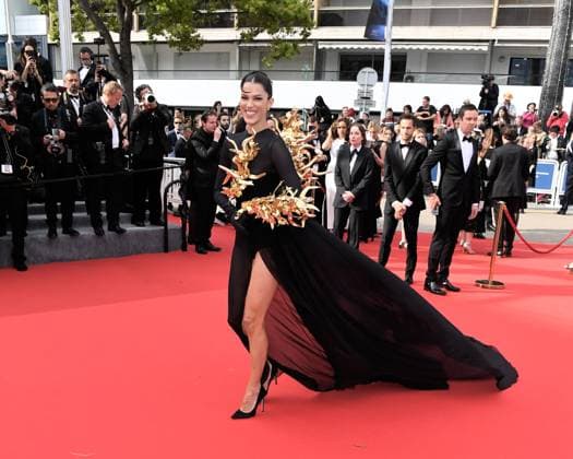 Cannes, 77th Cannes Film Festival 2024, Red carpet film Furiosa: A Mad Max Saga In the photo: Iris Mittenaere  Copyright: xAlbertoxTerenghix xipa-agency.nex xPoolxPhotoxEventsx03x IPA_Agency_IPA46102221