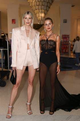 Entertainment Bilder des Tages Cara Daur At Hotel Martinez - France Lena Gercke, Caro Daur are spotted at Martinez Hotel before going to official screening during 77th Cannes Film Festivalin Cannes, France on May 15, 2024. Photo by Marco Piovanotto ABACAPRESS.COM Cannes France  Copyright: xPiovanottoxMarco ABACAx