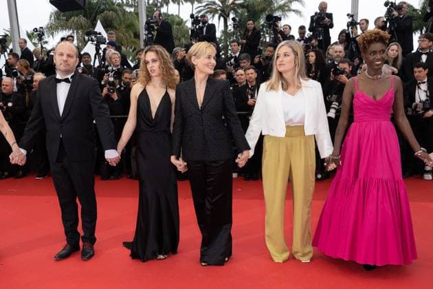 B Monte des marches du film Furiosa A Mad Max Saga lors du 77eme Festival International du Film de Cannes Guest, Tess BarthÃ lemy, Judith Godreche, guest, Rokhaya Diallo MontÃ e des marches du film Â Furiosa A Mad Max Saga Â pour la cÃ?rÃ monie d?ouverture du 77eme Festival International du Film de Cannes, au Palais des Festivals Ã Cannes On may 15th 2024 Olivier Borde Bestimage Red carpet of the movie Â Furiosa A Mad Max Saga Â for the opening of the 77th Cannes International Film Festival at the Palais des Festivals in Cannes, France On may 15th 2024 Cannes France  Copyright: xOLIVIERxBORDEx xBESTIMAGExOLIVIERxBORDEx xBESTIMAGEx
