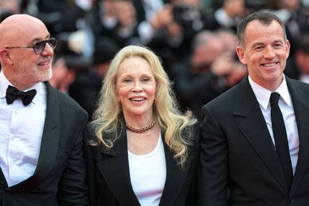 Cannes - Screening of Mad Max Furiosa AAR Faye Dunaway attends the screening of Mad Max ?Furiosa?, as part of 77th edition of Cannes Film Festival, in Cannes, France, on May 15, 2024. Photo by Ammar Abd Rabbo ABACAPRESS.COM Cannes France  Copyright: xAbdxRabboxAmmar ABACAx