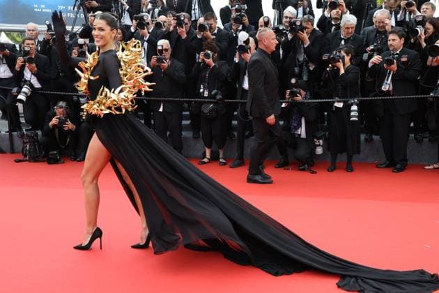 Furiosa: A Mad Max Saga Red Carpet in Cannes CANNES, FRANCE - MAY 15: Iris Mittenaere attends the Furiosa: A Mad Max Saga (Furiosa: Une Saga Mad Max) Red Carpet at the 77th annual Cannes Film Festival at Palais des Festivals on May 15, 2024 in Cannes, France. CAP GOL GOL Cannes Provence-Alpes-CÃ te d Azur France Copyright: xRickxGold CapitalxPicturesx