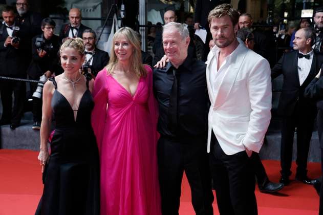 Elsa Pataky, Leonie Hemsworth, Craig Hemsworth and Chris Hemsworth after the premiere of the feature film Furiosa A Mad Max Saga at the Festival de Cannes 2024 77 Cannes International Film Festival at the Palais des Festivals Cannes, 15 05 2024 Foto:xD.xBedrosianx xFuturexImagex furiosa_4665