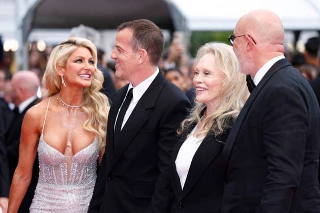 May 15, 2024: Laurent Bouzereau, McKinzie Roth, Faye Dunaway and Liam Dunaway O Neill attend the premiere of Furiosa: A Mad Max Saga during the 77th Cannes Film Festival at Palais des Festivals in Cannes, France, on 15 May 2024. Photo: - ZUMAm179 20240515_zep_m179_109 Copyright: xAlecxMichaelx