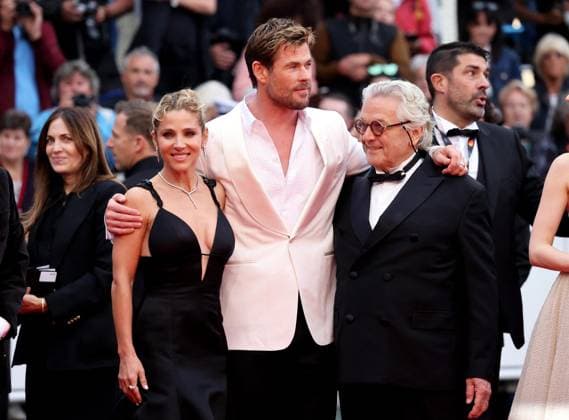 J MontÃ e des marches du film Â Furiosa A Mad Max Saga Â lors du 77eme Festival International du Film de Cannes Elsa Pataky et son mari Chris Hemsworth, George Miller MontÃ e des marches du film Â Furiosa A Mad Max Saga Â lors du 77eme Festival International du Film de Cannes, au Palais des Festivals Ã Cannes On may 15th 2024 Jacovides Moreau Bestimage Red carpet of the movie Â Furiosa A Mad Max Saga Â during the 77th Cannes International Film Festival at the Palais des Festivals in Cannes, France On may 15th 2024 Cannes France  Copyright: xJACOVIDES-MOREAUx xBESTIMAGExJACOVIDES-MOREAUx xBESTIMAGEx