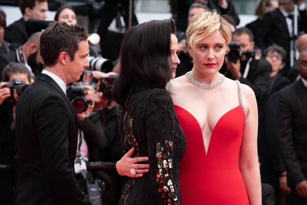7eme Festival International du Film de Cannes MontÃ e des marches du film Furiosa A Mad Max Story 77th International Cannes Film Festival Red Carpet for Furiosa A Mad Max Story movie 304969 2024 05 15 Cannes France Green, Eva Gerwig, Greta  Copyright: xAnthonyxCarrelx xStarfacex STAR_304969_055