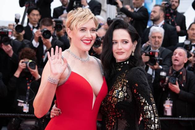7eme Festival International du Film de Cannes MontÃ e des marches du film Furiosa A Mad Max Story 77th International Cannes Film Festival Red Carpet for Furiosa A Mad Max Story movie 304969 2024 05 15 Cannes France Green, Eva Gerwig, Greta  Copyright: xAnthonyxCarrelx xStarfacex STAR_304969_068