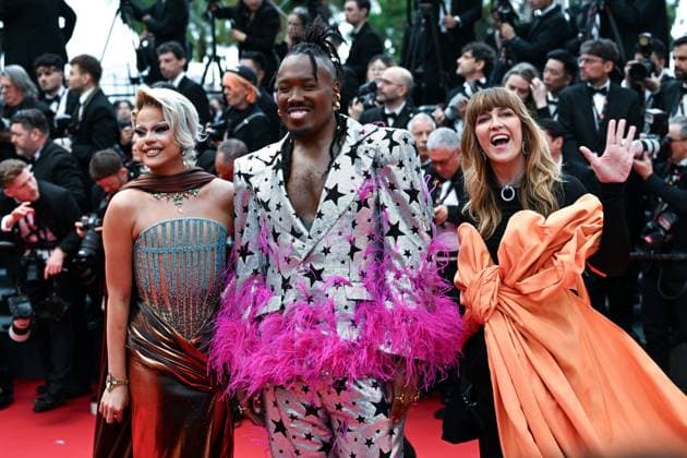 77eme Festival International du Film de Cannes MontÃ e des marches du Film Furiosa Mad Max Festival de Cannes 2024 77e Ã dition montee du film Furiosa Nicky Doll , Daphne Burki 304973 2024 05 15 Cannes France  Copyright: xLionelxGuericolas MPPx STAR_304973_075