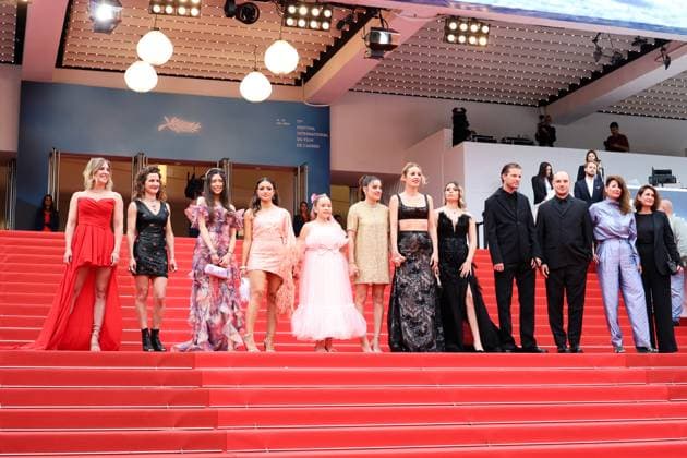 77eme Festival International du Film de Cannes MontÃ e des marches du Film Diamant Brut 77th International Cannes Film Festival Red Carpet of Diamant Brut movie 304974 2024 05 15 France Riedinger, Agathe Bescond, Andrea Khebizi, Malou  Copyright: xIvankaxVoisinx xStarfacex STAR_304974_024