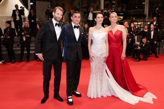 M MontÃ e des marches du film Â The girl with the needle La jeune femme Ã laiguille Â lors du 77eme Festival International du Film de Cannes Magnus von Horn, Besir Zeciri, Vic Carmen Sonne, Trine Dyrholm MontÃ e des marches du film Â The girl with the needle La jeune femme Ã laiguille Â lors du 77eme Festival International du Film de Cannes, au Palais des Festivals Ã Cannes On may 15th 2024 Jacovides Moreau Bestimage Red carpet of the movie Â The girl with the needle Â during the 77th Cannes International Film Festival at the Palais des Festivals in Cannes, France On may 15th 2024 Cannes France  Copyright: xJACOVIDES-MOREAUx xBESTIMAGExJACOVIDES-MOREAUx xBESTIMAGEx