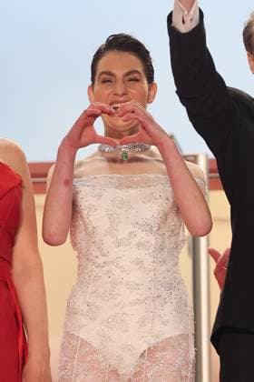 J MontÃ e des marches du film Â The girl with the needle La jeune femme Ã laiguille Â lors du 77eme Festival International du Film de Cannes Vic Carmen Sonne MontÃ e des marches du film Â The girl with the needle La jeune femme Ã laiguille Â lors du 77eme Festival International du Film de Cannes, au Palais des Festivals Ã Cannes On may 15th 2024 Jacovides Moreau Bestimage Red carpet of the movie Â The girl with the needle Â during the 77th Cannes International Film Festival at the Palais des Festivals in Cannes, France On may 15th 2024 Cannes France  Copyright: xJACOVIDES-MOREAUx xBESTIMAGExJACOVIDES-MOREAUx xBESTIMAGEx
