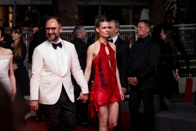 B MontÃ e des marches du film Â The girl with the needle La jeune femme Ã laiguille Â lors du 77eme Festival International du Film de Cannes Mariusz Wlodarski, Tessa Hoder MontÃ e des marches du film Â The girl with the needle La jeune femme Ã laiguille Â lors du 77eme Festival International du Film de Cannes, au Palais des Festivals Ã Cannes On may 15th 2024 Olivier Borde Bestimage Red carpet of the movie Â The girl with the needle Â during the 77th Cannes International Film Festival at the Palais des Festivals in Cannes, France On may 15th 2024 Cannes France  Copyright: xOLIVIERxBORDEx xBESTIMAGExOLIVIERxBORDEx xBESTIMAGEx