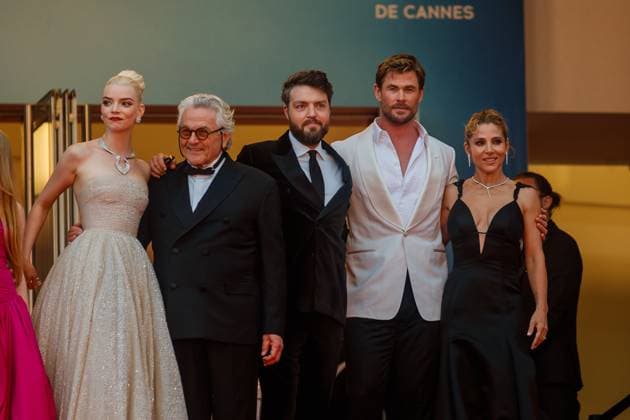 Festival de Cannes Premiere Furiosa A Mad Max Saga Anya Taylor Joy, George Miller, Tom Burke, Chris Hemsworth and Elsa Pataky at the premiere of the film Furiosa A Mad Max Saga during the 77 Cannes Film Festival at the Palais de Festival Copyright: xEventpressxKochanx