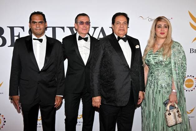 Better World Fund gala evening at the Carlton Hotel in Cannes during the 77th Cannes Film Festival 202 Manuel Collas de la Roche, Better World Fund founding president Mohamed Abou Eneen and guest during the Better World Fund gala evening at the Carlton Hotel in Cannes during the 77th Cannes Film Festival 2024 on May 15 Bruno Bebert Bestimage Better World Fund gala evening at the Carlton Hotel in Cannes during the 2024 Cannes Film Festival on May 15 Cannes France  Copyright: xBrunoxBebertx xBestimagexBrunoxBebertx xBestimagex