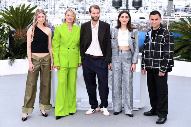 Cannes, 77th Cannes Film Festival 2024 Photocall film Pigen Med Nalen (The Girl With The Needle) In the photo: Tessa Hoder, Trine Dyrholm, Magnus von Horn, Vic Carmen Sonne, Besir Zeciri  Copyright: xAlbertoxTerenghix xipa-agency.nex xPoolxPhotoxEventsx03x IPA_Agency_IPA46128303